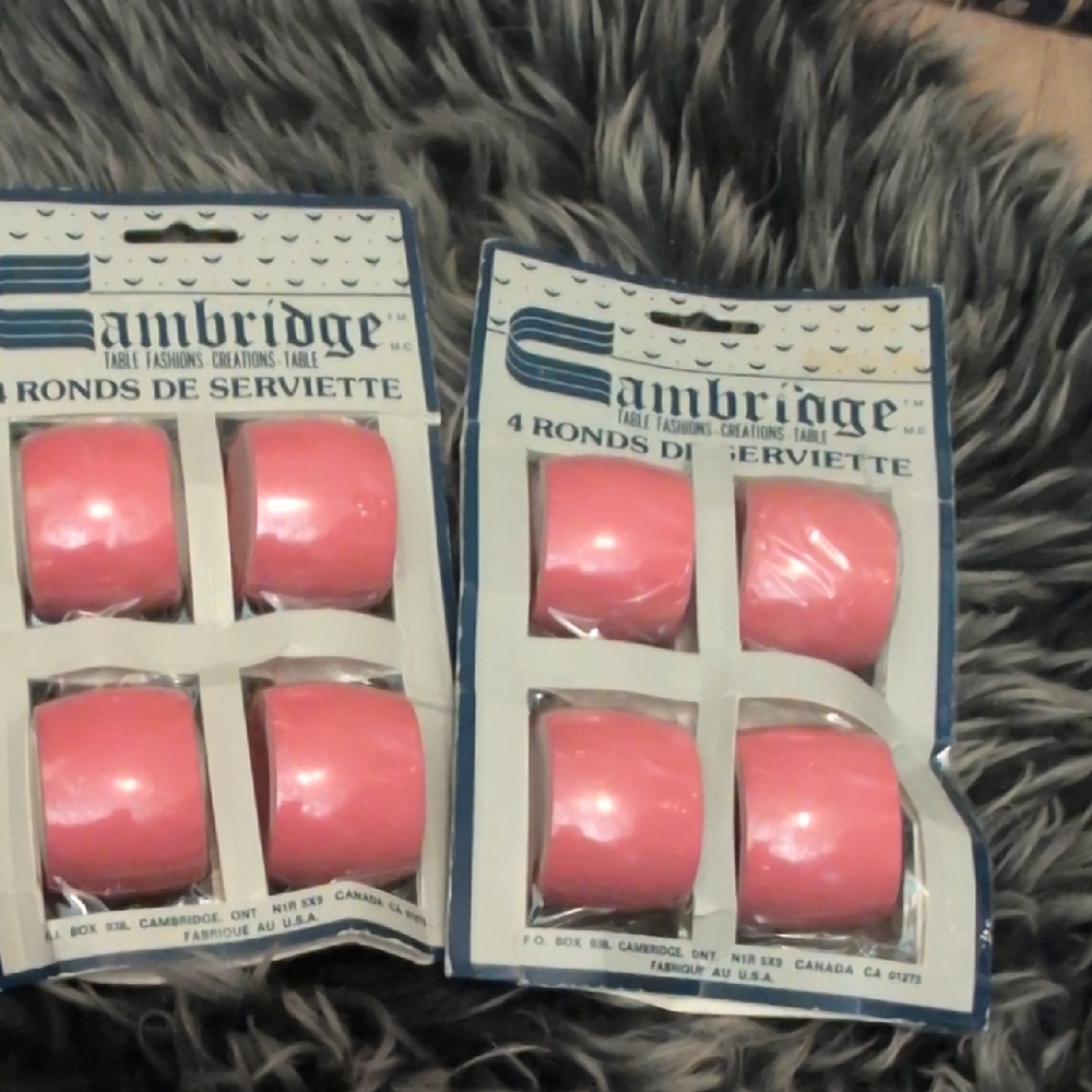 Napkin Rings Vintage Cambridge Coral Set of 8 Nip